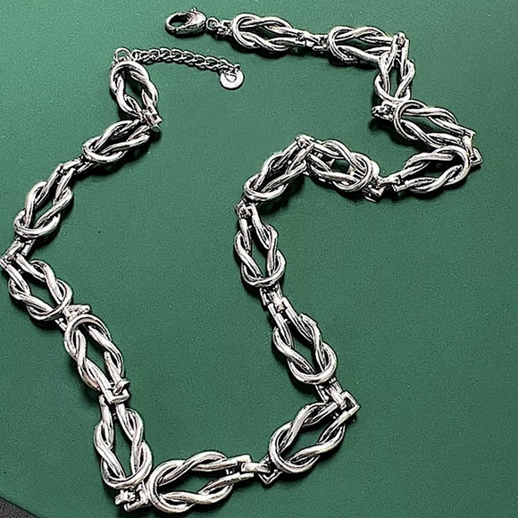 Sterling Silver Vintage Celtic Knot Punk Necklace - Picture 4 of 4